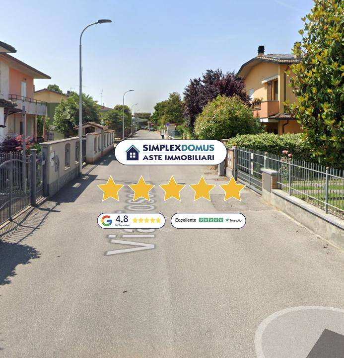 appartamento in vendita a Pizzighettone in zona Roggione