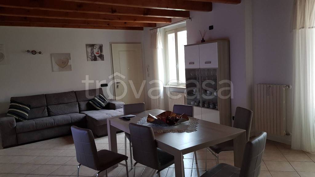 appartamento in vendita a Pozzaglio ed Uniti