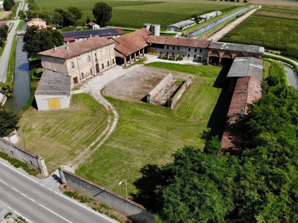 casa indipendente in vendita a Pozzaglio ed Uniti in zona Brazzuoli