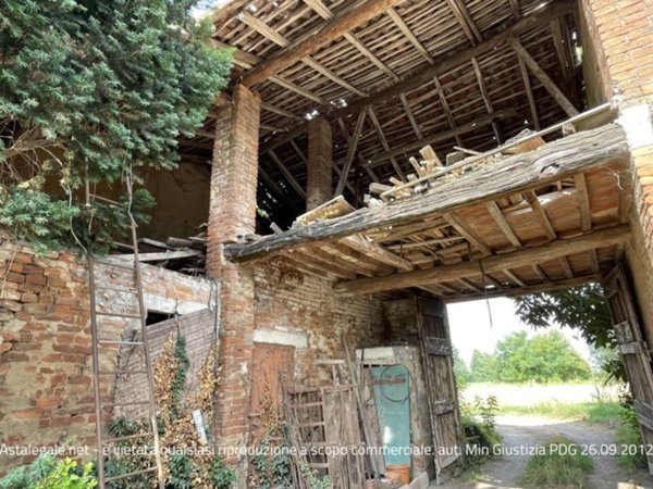 locale commerciale in vendita a Pozzaglio ed Uniti