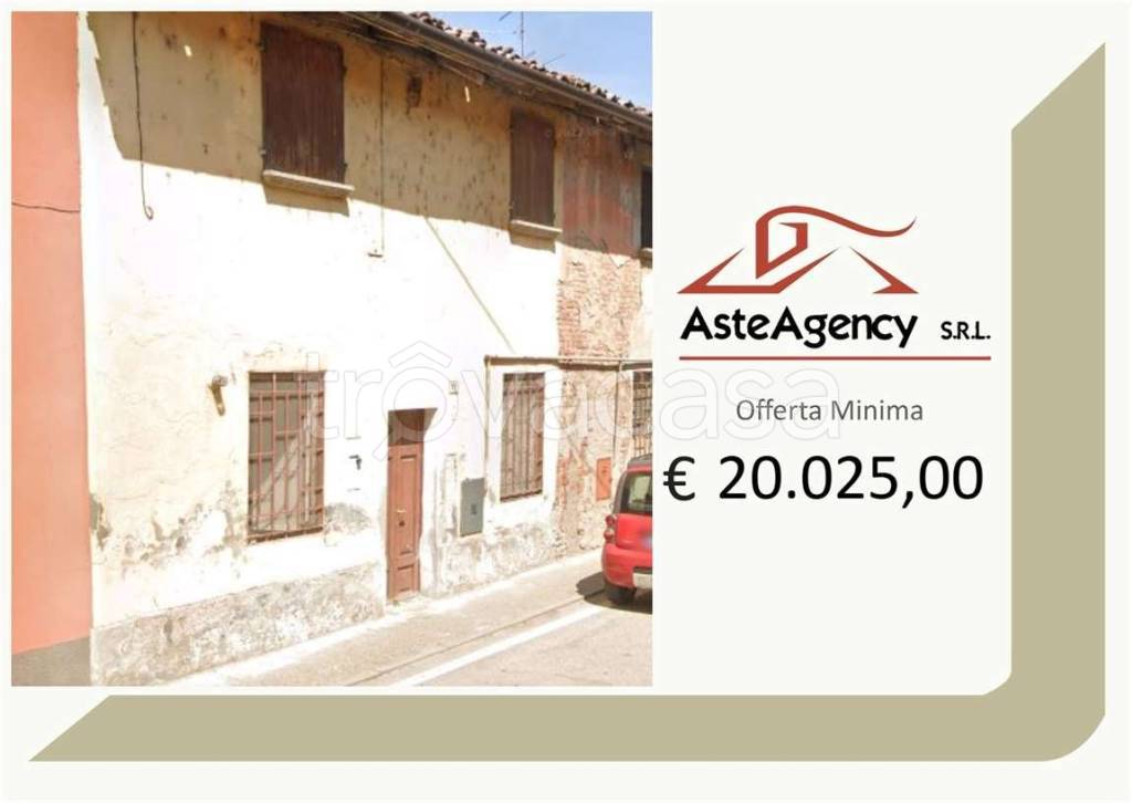 casa indipendente in vendita a Pozzaglio ed Uniti