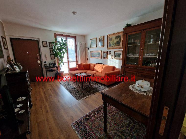 casa indipendente in vendita a Quintano