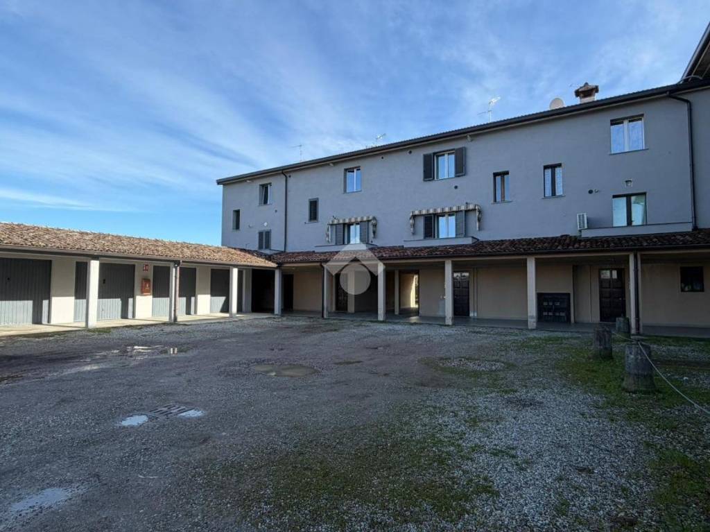 appartamento in vendita a Quintano