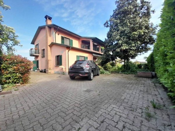 casa indipendente in vendita a Ricengo in zona Bottaiano