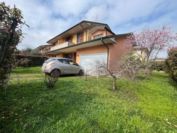 casa indipendente in vendita a Ricengo in zona Bottaiano