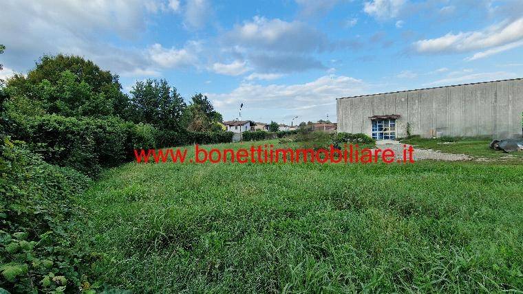 locale commerciale in vendita a Ricengo