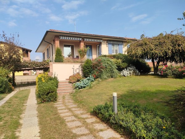casa indipendente in vendita a Ricengo
