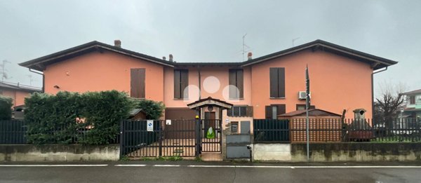 casa indipendente in vendita a Ricengo