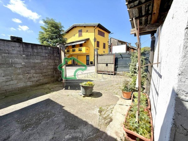 casa indipendente in vendita a Ripalta Arpina