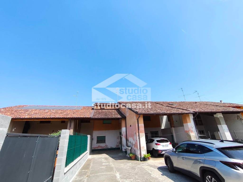 casa indipendente in vendita a Ripalta Arpina