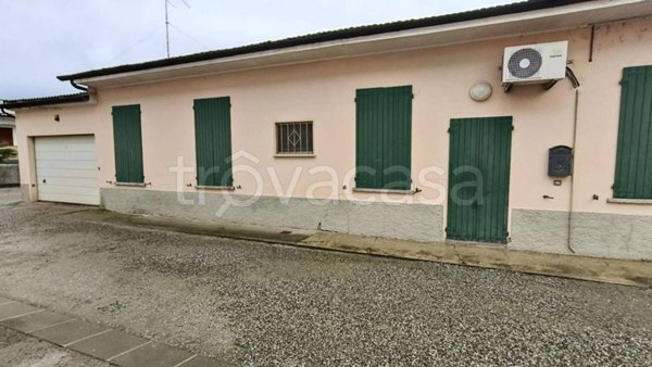 casa indipendente in vendita a Ripalta Cremasca
