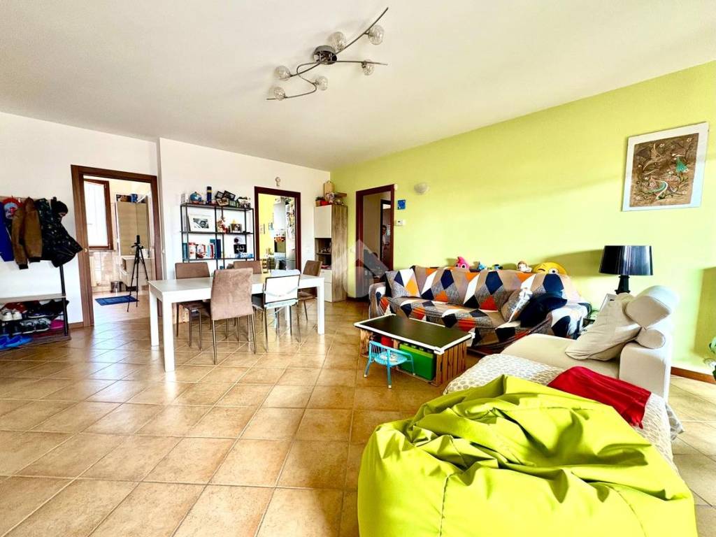 appartamento in vendita a Ripalta Cremasca in zona Ripalta Nuova