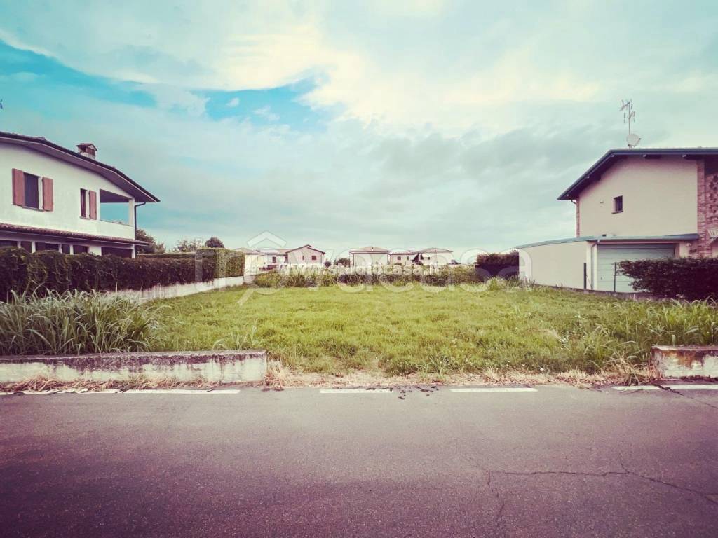 casa indipendente in vendita a Ripalta Cremasca