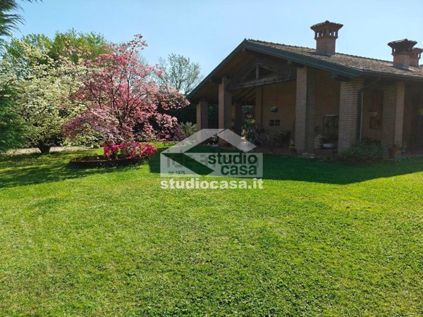 casa indipendente in vendita a Ripalta Guerina