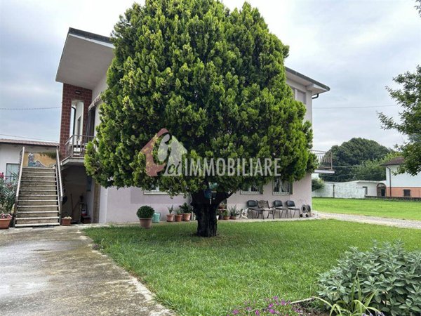 casa indipendente in vendita a Rivarolo del Re ed Uniti in zona Brugnolo