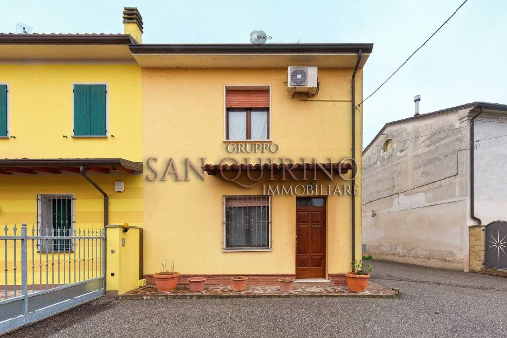 casa indipendente in vendita a Rivarolo del Re ed Uniti in zona Brugnolo