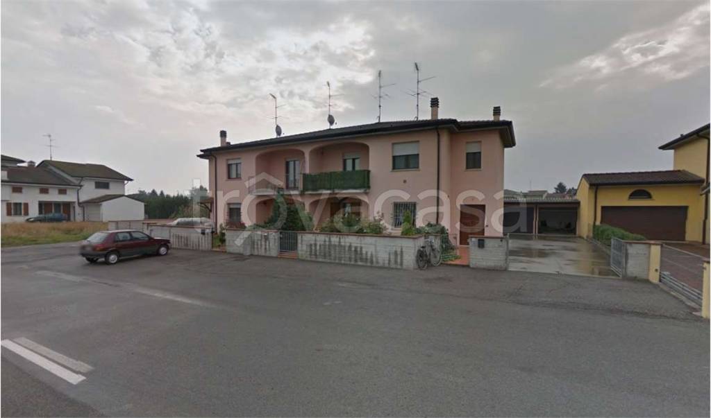 appartamento in vendita a Rivarolo del Re ed Uniti