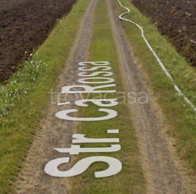 locale commerciale in vendita a Rivarolo del Re ed Uniti