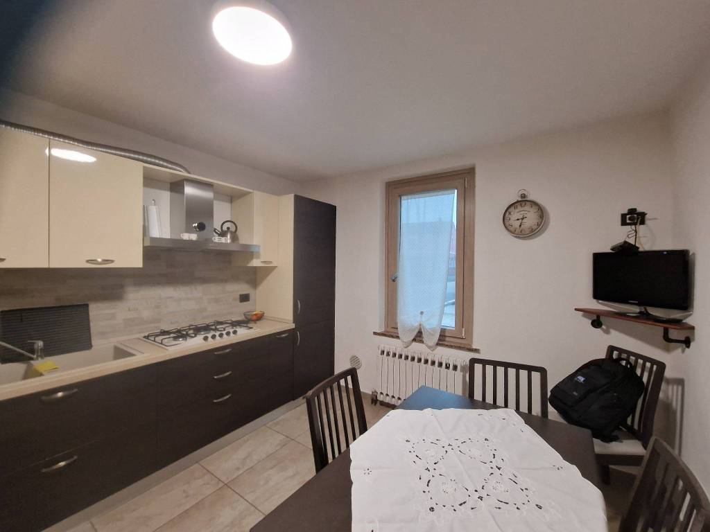 casa indipendente in vendita a Rivarolo del Re ed Uniti in zona Villanova