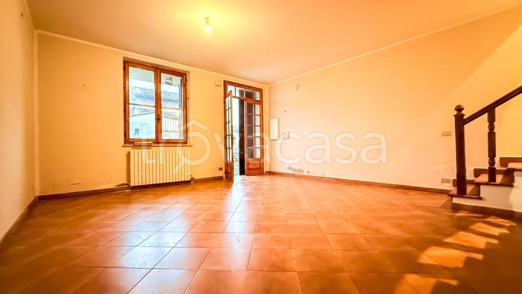 casa indipendente in vendita a Rivarolo del Re ed Uniti