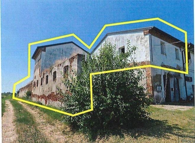 appartamento in vendita a Rivarolo del Re ed Uniti