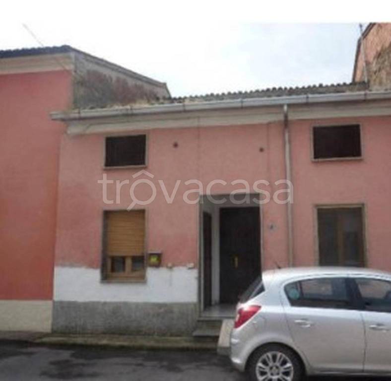 appartamento in vendita a Rivarolo del Re ed Uniti