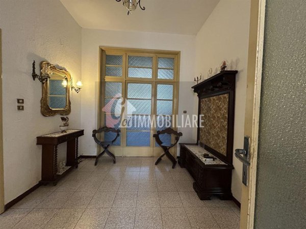 casa indipendente in vendita a Rivarolo del Re ed Uniti in zona Villanova