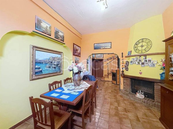 casa indipendente in vendita a Rivarolo del Re ed Uniti