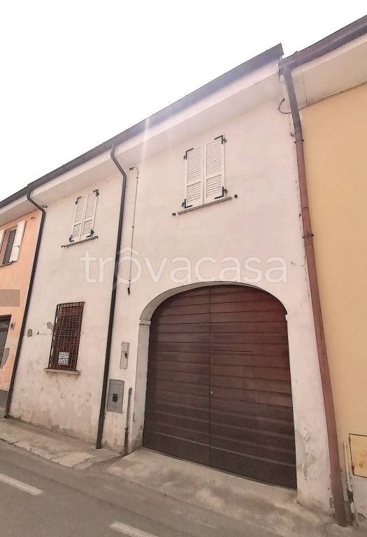 casa indipendente in vendita a Rivarolo del Re ed Uniti