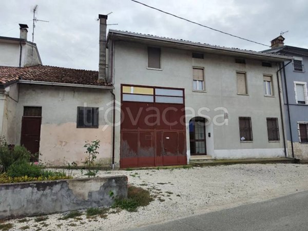 casa indipendente in vendita a Rivarolo del Re ed Uniti in zona Brugnolo