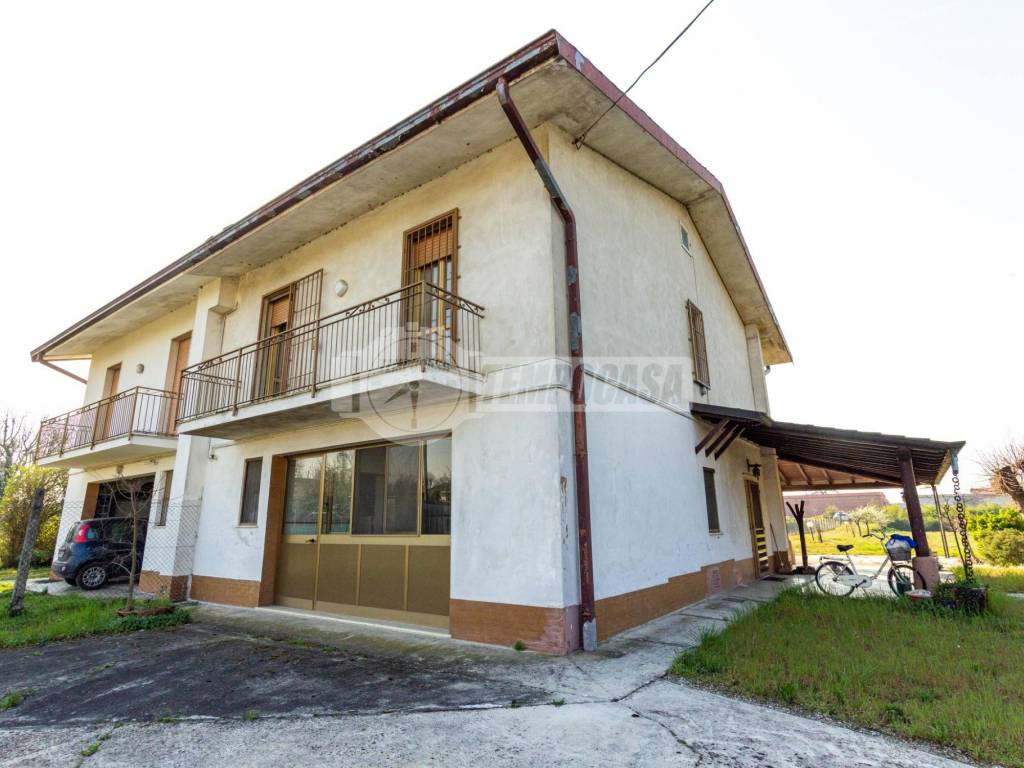 casa indipendente in vendita a Rivolta d'Adda