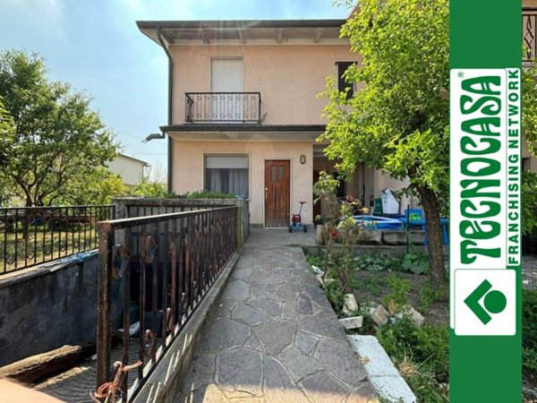 casa indipendente in vendita a Rivolta d'Adda