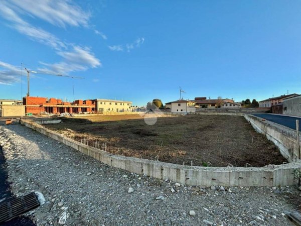 terreno agricolo in vendita a Rivolta d'Adda