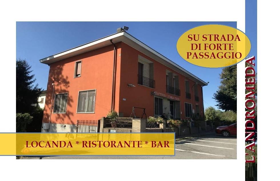 negozio in vendita a Rivolta d'Adda