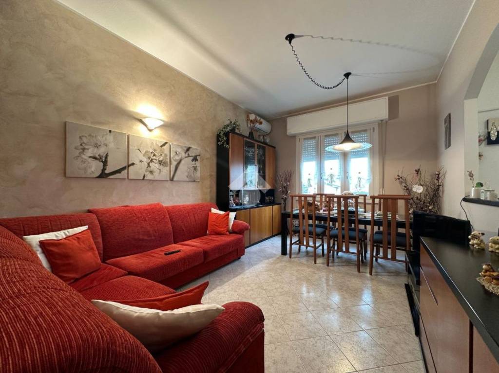appartamento in vendita a Rivolta d'Adda