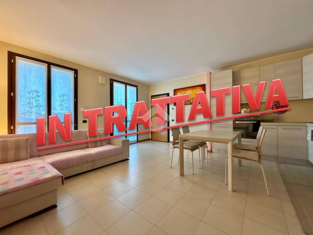 appartamento in vendita a Rivolta d'Adda