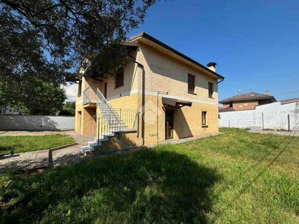 casa indipendente in vendita a Rivolta d'Adda