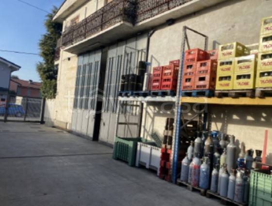 appartamento in vendita a Rivolta d'Adda