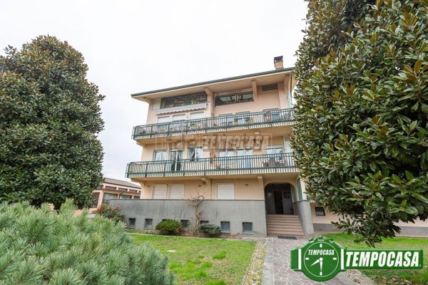 appartamento in vendita a Rivolta d'Adda