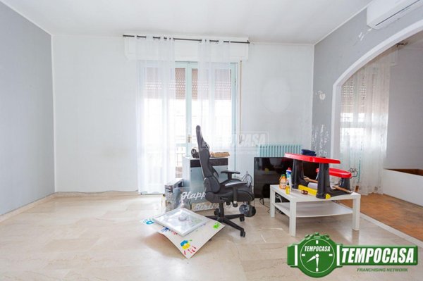 appartamento in vendita a Rivolta d'Adda