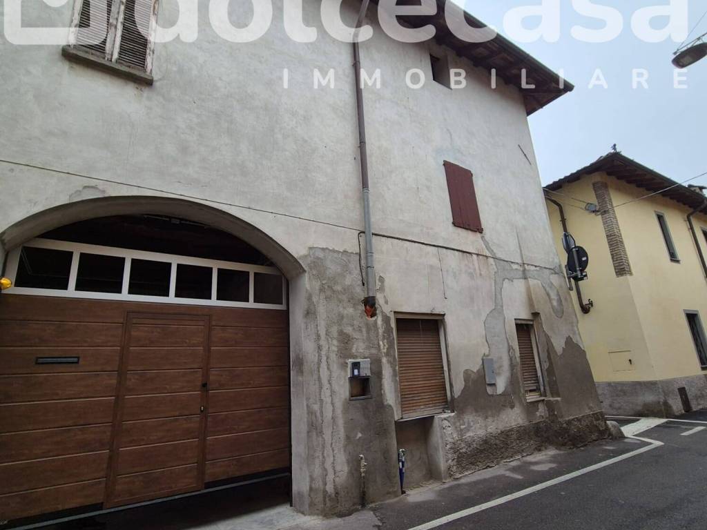 appartamento in vendita a Rivolta d'Adda