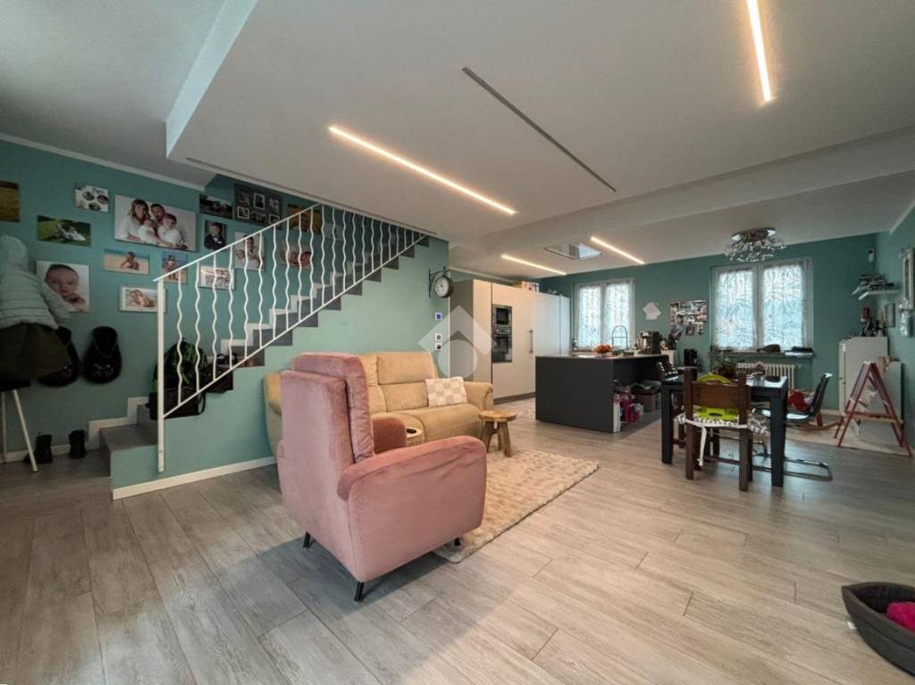 casa indipendente in vendita a Rivolta d'Adda