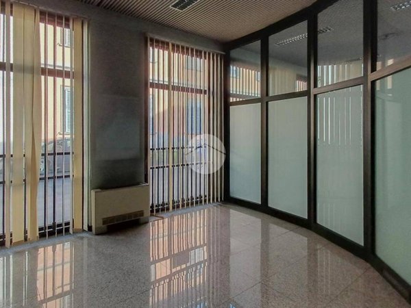 ufficio in vendita a Rivolta d'Adda