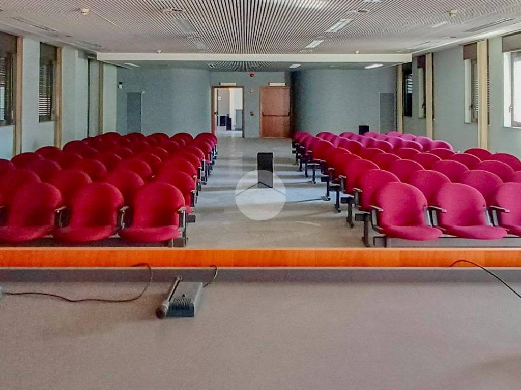 ufficio in vendita a Rivolta d'Adda