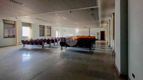 ufficio in vendita a Rivolta d'Adda