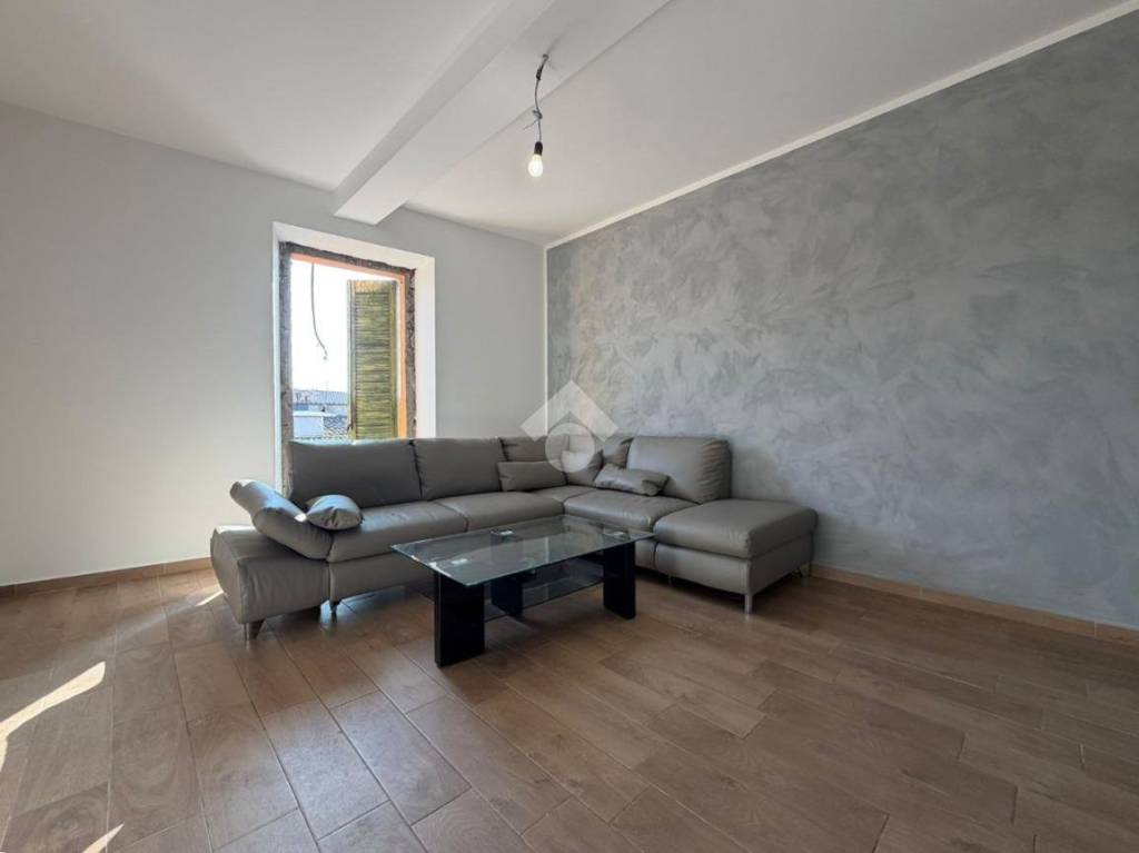 appartamento in vendita a Rivolta d'Adda