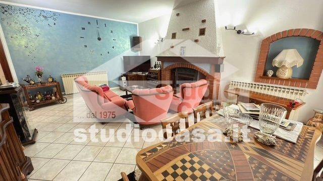 appartamento in vendita a Rivolta d'Adda