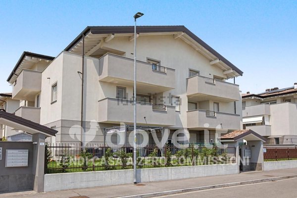 appartamento in vendita a Rivolta d'Adda