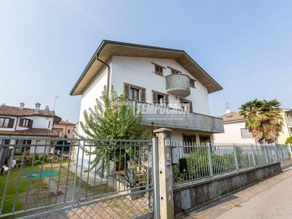 casa indipendente in vendita a Rivolta d'Adda