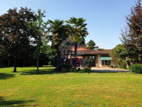 casa indipendente in vendita a Robecco d'Oglio